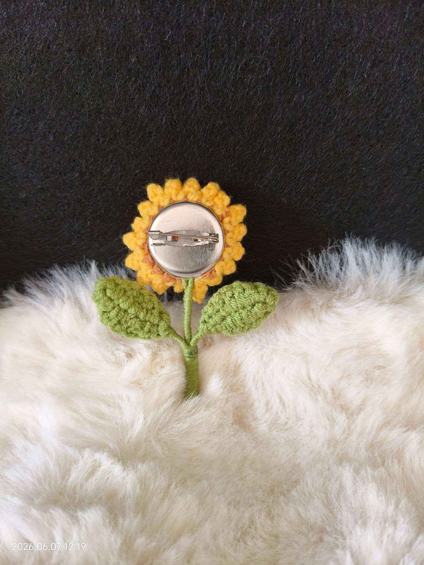 Crochet Sunflower Brooch | Handmade Pin for Bag, Hat, or Jacket Decor