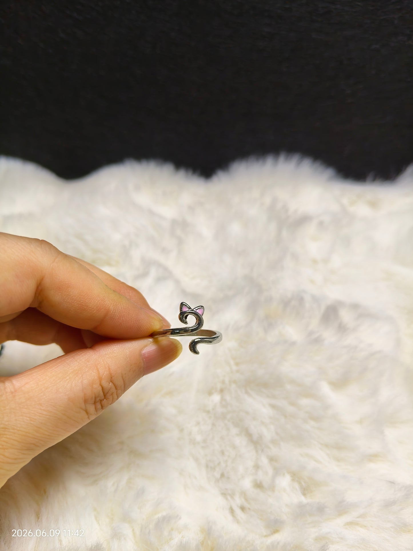 Crochet Tension Ring – Pink Cat Ears + Silver Adjustable Band | Yarn Guide for Even Stitches