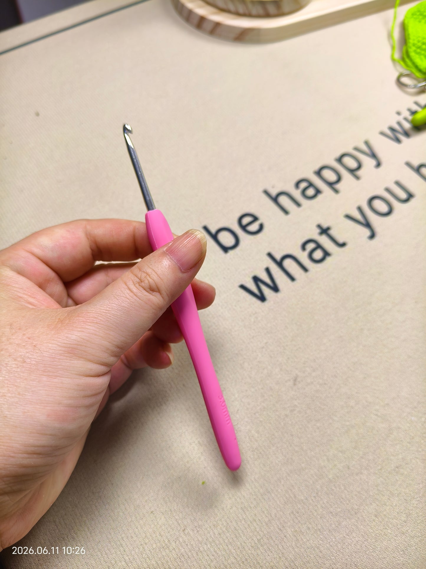 3.0mm Crochet Hook – Ergonomic Soft Grip Handle for Comfortable Crocheting