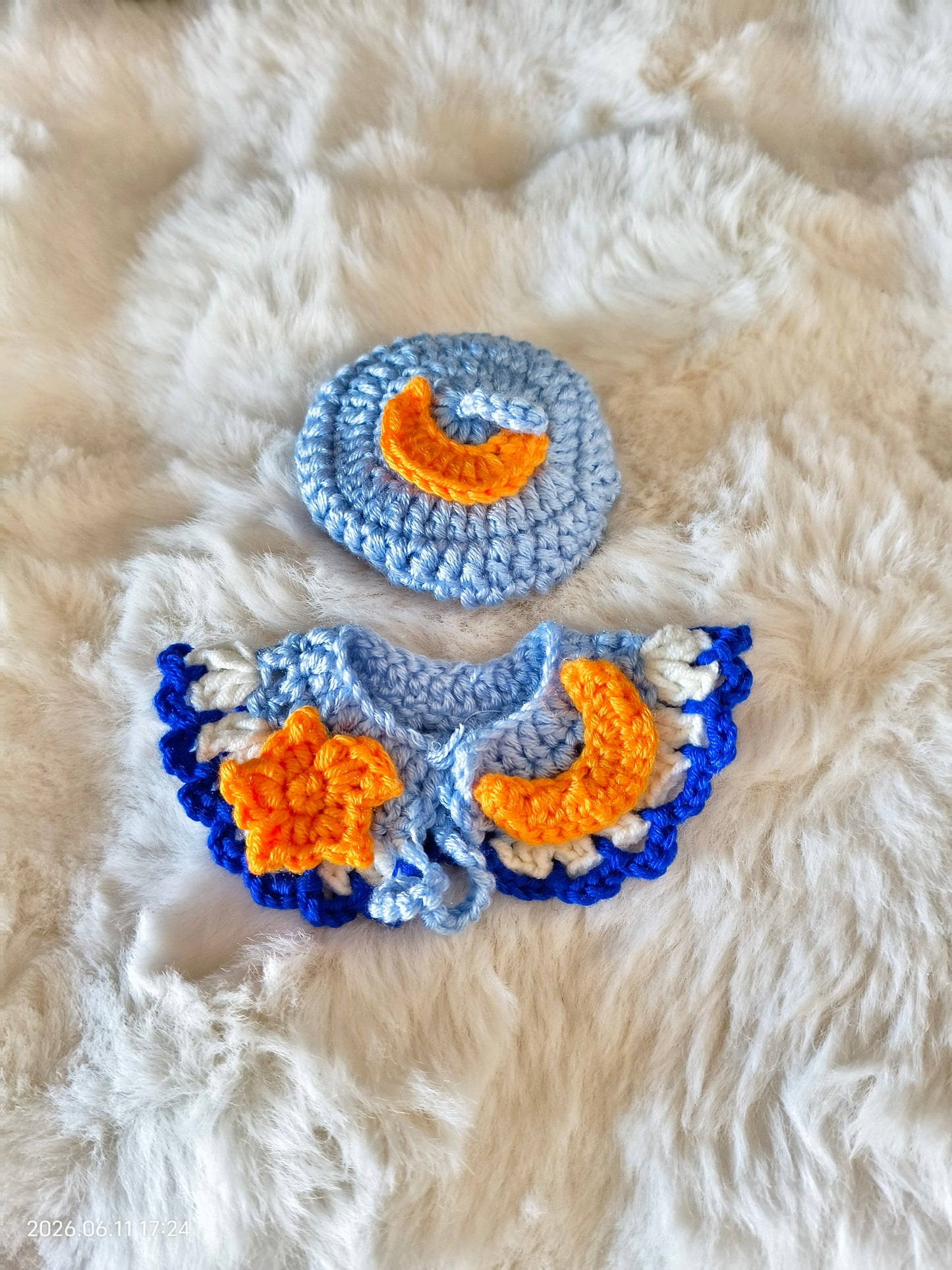 Crochet Pattern: Star & Moon Cape and Hat Set for 10cm Doll – PDF Instant Download
