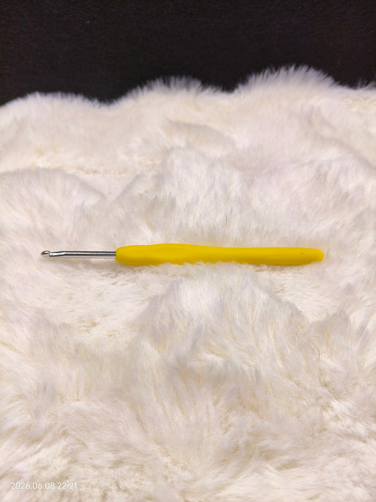 3.5mm Crochet Hook – Ergonomic Soft Grip Handle for Comfortable Crocheting