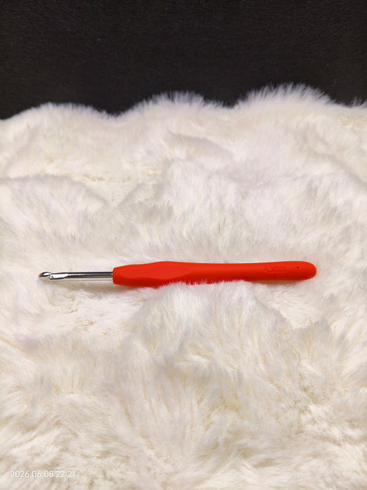 4.5mm Crochet Hook – Ergonomic Soft Grip Handle for Comfortable Crocheting